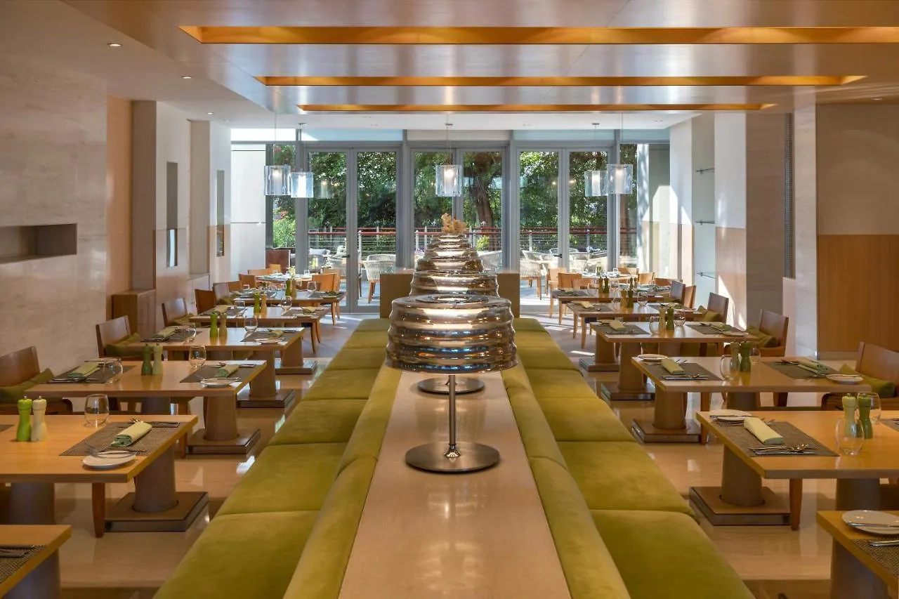 Park Rotana Abu Dhabi Hotell
